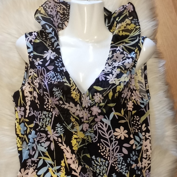 Calvin Klein Floral Ruffled Sleeveless B… - Picture 10 of 15